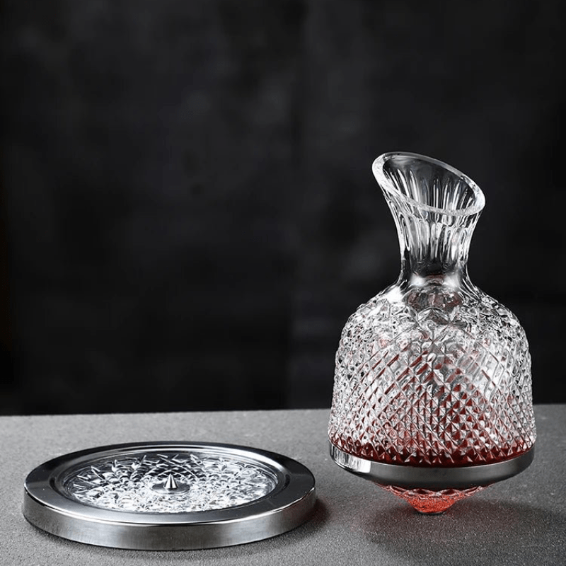 Caraffa per vino con cristalli rotanti