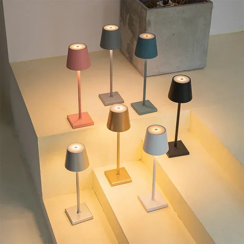 Lampada da tavolo LED wireless Chalise
